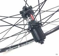 Ruota Posteriore DT Swiss Enduro 370 Per MTB 26" - Cerchio In Alluminio,  Straight Pull, Per Freni A Disco