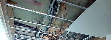 الأسقف المستعارة المعلقة أو الزائفة أنواع ومزايا وعيوب وطريقة التركيب