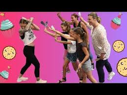 L Atelier De Roxane Youtube En 2020 Atelier De Roxane Roxane Et Louane Roxane
