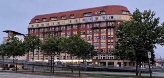 Lesen sie hotelbewertungen und wählen sie das beste hotelangebot für ihren aufenthalt. Datei A O Hamburg Hauptbahnhof Jpg Wikipedia