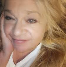 My heart goes out to Pierce and Rebekah Satterfield of Arab, AL, who have  lost their 2-year-old daughter Violet after Violet wandered into a swimming  pool without her floaties while celebrating her