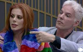 Power couple é um reality show brasileiro produzido e exibido pela recordtv desde 12 de abril de 2016 com direção geral de fernando viudez e direção de núcleo de reality de rodrigo carelli. Avla1pvdzan27m