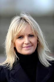 Liz Doyle's Instagram, Twitter & Facebook