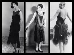 Abito in raso di seta senza maniche art deco degli anni '20 con inserto in chiffon di seta raccolto all'hipline e di nuovo all'orlo della tromba pura. Moda Anni Venti E Trenta Cerca Con Google Moda Anni 20 Charleston Moda