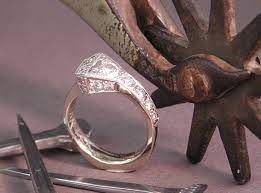 Cowgirls Love Their Bling Custom Engagement Rings Custom Engagement Ring Western Wedding Rings Ring Fit