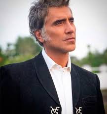 Alejandro Fernández dedica mensaje a don Vicente Fernández, tras dos meses  de hospitalización