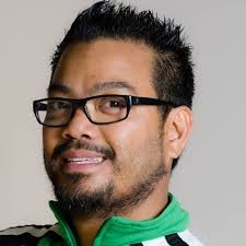 2003 WhazzUp magazine in Japan