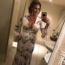 Vicky Markham (@vkmarkham)