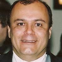 100+ perfiles de «Faria»