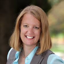 Amy Bayer: An untraditional approach