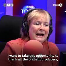 Louisa Lewis's Instagram, Twitter & Facebook