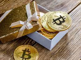 How to buy gift cards with bitcoin super easy method (2019)in this video i show you the best ways and sites to buy gift cards with bitcoin. How To Give Bitcoin As A Gift This Year S Best Gift Ideas