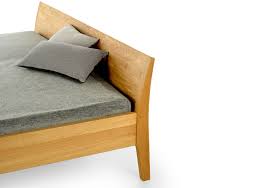Sofort lieferbare polsterbetten design bett lederbett finden sie in unserem onlineshop. Massivholzbett Astori 2 Seiler Mobelmanufaktur