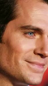 Henry Cavill É Eleito O Homem Mais Lindo