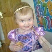 Lorraine Keyes (lozzermay)