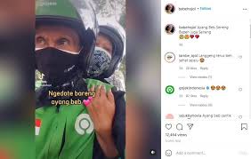 Apart from a video of caitlinsdad p. Couple Goals Viral Driver Ojol Lansia Bawa Istri Ngedate Bikin Warganet Baper