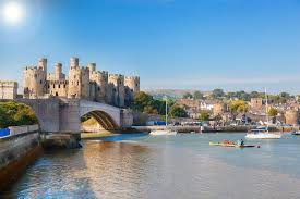 It is bordered by england to the east, the irish sea to the north and west, and the bristol channel to the south. Otdyh V Uelse