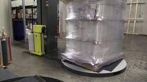 revolution ps pallet wrapping machine with 133 inch wrap height industrial packaging machinery sachet