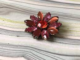 Brass Toned Metal Pink Rose Fuchsia Flower Petal Brooch Vintage Floral Jewelry Frosted Pink Caboch Vintage Brooches Floral Jewellery Vintage Rhinestone Jewelry