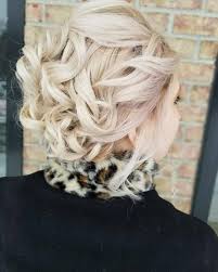 Short wedding hairstyle ideas always change greater or lesser degree every year. 28 Gorgeous Wedding Hairstyles For Short Hair This Year