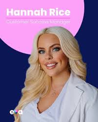 Suzannah Goodwin's Instagram, Twitter & Facebook