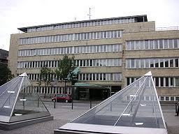 Danmarks radio (normally referred to as just dr) is denmark's national broadcasting corporation. Dr Broadcaster Wikipedia