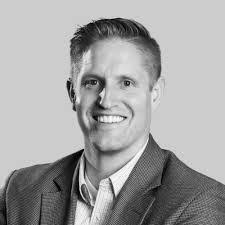 Ashlee Tran's Instagram, Twitter & Facebook