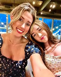 Having a “niece” time.🤪