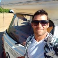 Ali Buhler's Instagram, Twitter & Facebook