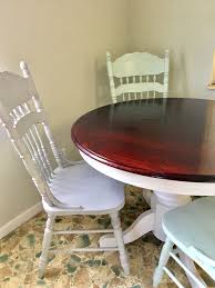 Before And After Round Oak Table Makeover Redo Upcycled Dining Table And Chairs Stained Top With White Painted Dining Table Chairs Table Makeover Oak Table
