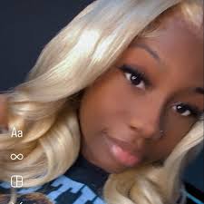 This song is how I felt when I took the first bite! Lol OMG! Banana Pudding  got me in a chokehold and Im fine with that! #kimmyskreations #poundcake