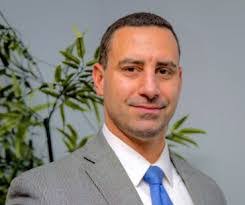 Arnold Litt's Instagram, Twitter & Facebook