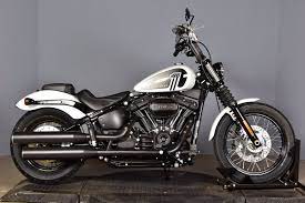New 2021 Harley Davidson Softail Street Bob 114 Fxbbs Softail In Mesa 21fxbbswht Desert Wind Harley Davidson