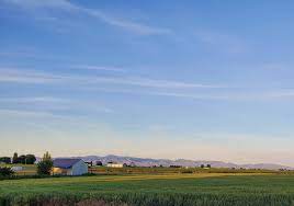 It S A Beautiful Evening In The Treasure Valley There S Still Some Possible Rain In The Forecast But It S Poured Concrete Natural Landmarks Beautiful Evening