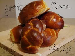 Epingle Sur Jennycuisine Partage Pates Levees Viennoiseries Et Desserts