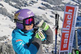 Auf instagram teilte sie die frohe nachricht mit einem entzückenden bild von sich und ihrem mann manuel. Liebe Im Bauch Ex Skistar Anna Veith Im Babygluck