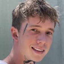 Jack Chilcote's Instagram, Twitter & Facebook