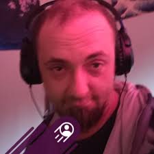 What weapons should I keep and upgrade in the game?