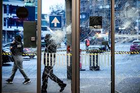 Holland casino gaat een nieuwe vestiging openen in het o zo mooie venlo. Proteste In Den Niederlanden Wegen Corona Ausgangssperre