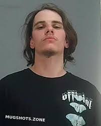 Dustin Fredrick's Instagram, Twitter & Facebook