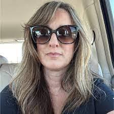 Sylvia Keating's Instagram, Twitter & Facebook