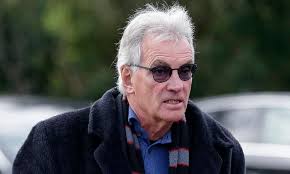 Nigel Wray's formal relationship with Saracens is over as ex-chairman  resigns as club director too