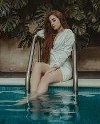 Kim es conocida por su canal de youtube y. Pin On Manu Rios