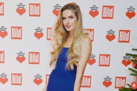 22, born 8 november 1998. Ein Herz Fur Kinder Mit Sylvie Meis Verona Franjo Pooth Helene Fischer