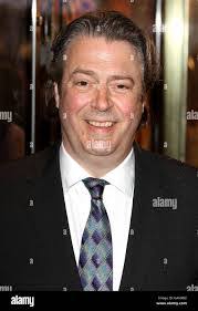 Roger Allam's Instagram, Twitter & Facebook