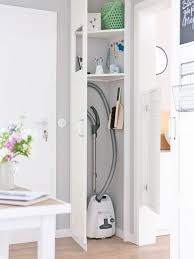 Idees Deco Pour Ranger Votre Electromenager Fini Le Casse Tete Rangement Aspirateur Meuble Rangement Amenagement Maison