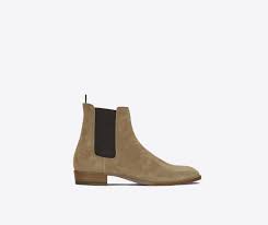 The additional protection that this provides is one of the reasons why these low cut boots are quite rock chic: How To Wear Chelsea Boots All Year Long Style Girlfriend