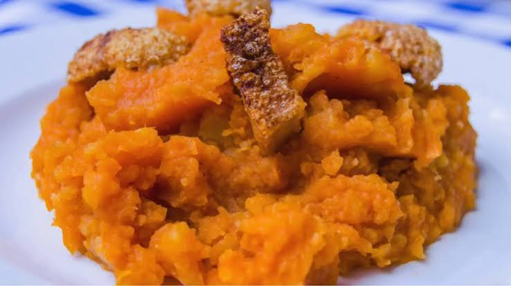 Mashed Potatoes with Paprika