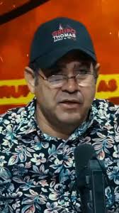 COMENTARIO DE CESAR SAINT-HILAIRE