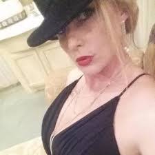 Claudia Ford's Instagram, Twitter & Facebook